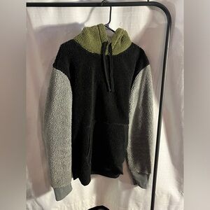 American Eagle Men’s Medium Fleece Pullover
